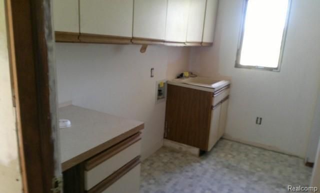 561 S Elba Road, Elba Township, MI 48446