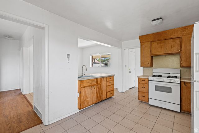 649 E 400 N, Spanish Fork, UT 84660