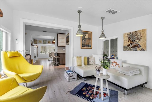 4371 SW 13th Ter, Miami, FL 33134