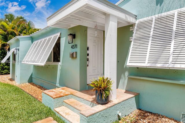 4371 SW 13th Ter, Miami, FL 33134