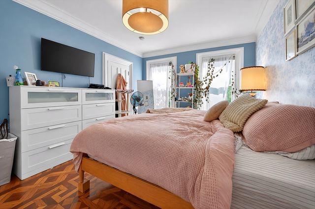 17 Dent St 1, Boston, MA 02132