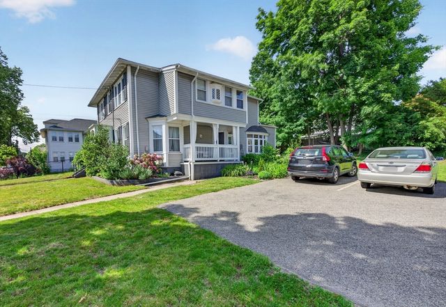 17 Dent St 1, Boston, MA 02132