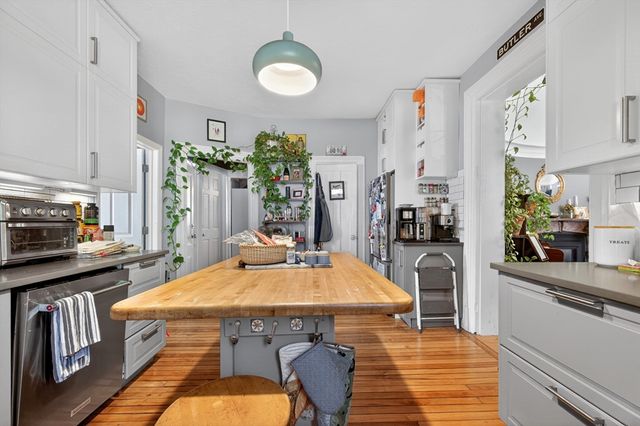 17 Dent St 1, Boston, MA 02132