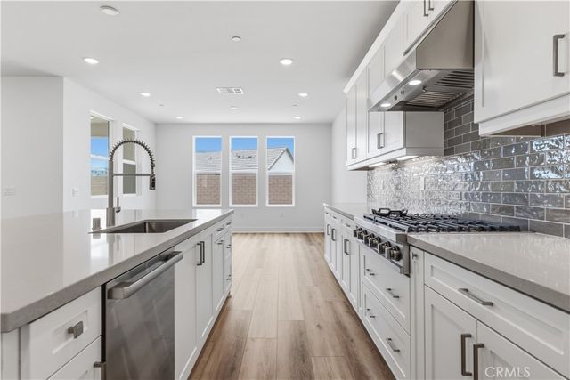 28710 Orange Park Drive, Castaic, CA 91384