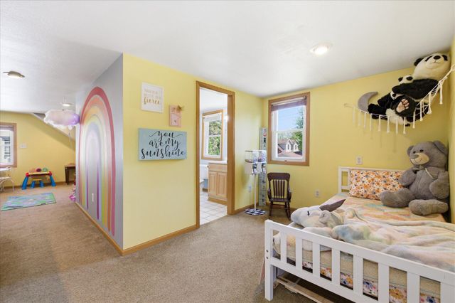 318 13th Avenue N, South Saint Paul, MN 55075