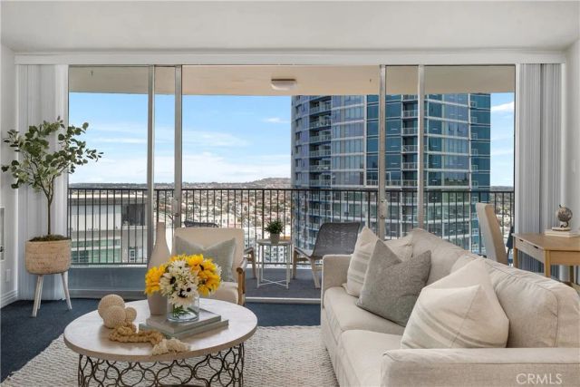 700 E Ocean 2703, Long Beach, CA 90802