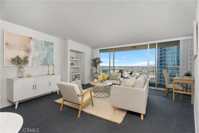 700 E Ocean 2703, Long Beach, CA 90802