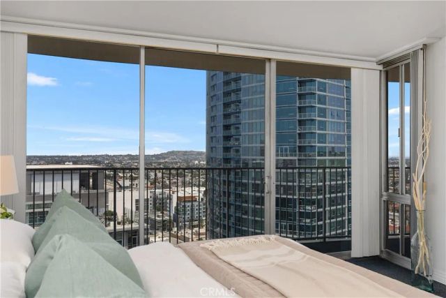 700 E Ocean 2703, Long Beach, CA 90802