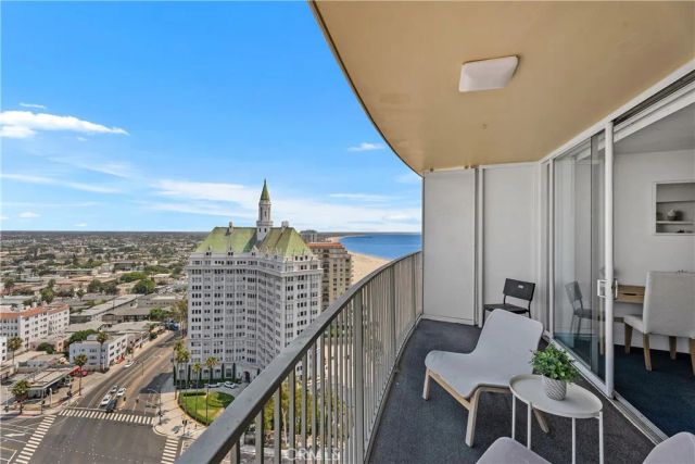 700 E Ocean 2703, Long Beach, CA 90802