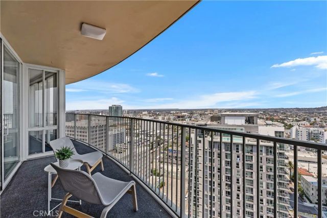 700 E Ocean 2703, Long Beach, CA 90802