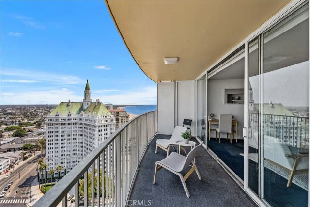 700 E Ocean 2703, Long Beach, CA 90802