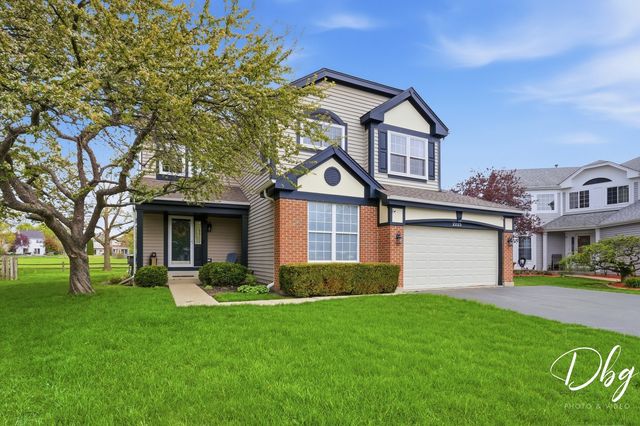 2225 N Old Pond Court, Round Lake Beach, IL 60073