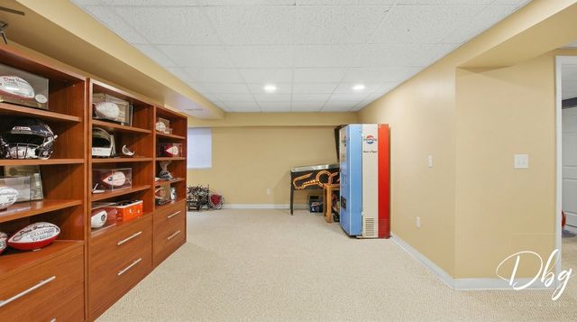2225 N Old Pond Court, Round Lake Beach, IL 60073