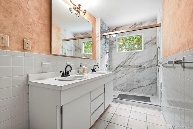 88 Central Avenue, Amityville, NY 11701