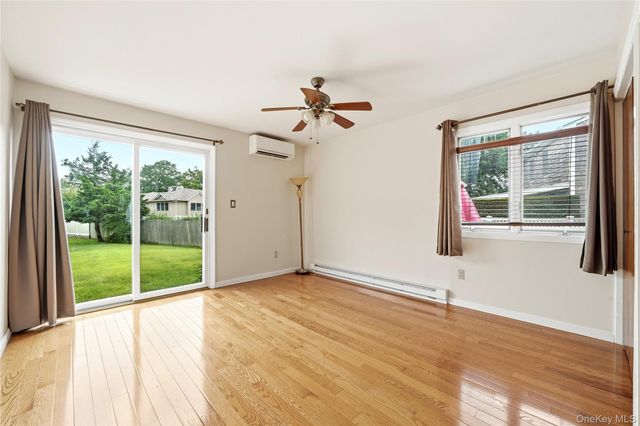 88 Central Avenue, Amityville, NY 11701