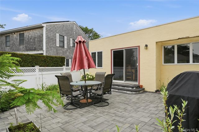 88 Central Avenue, Amityville, NY 11701