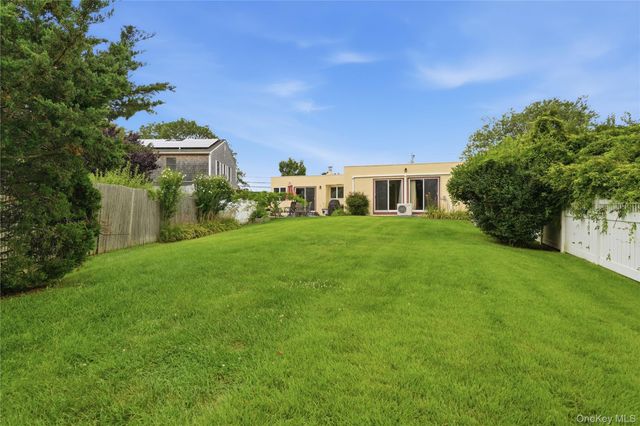 88 Central Avenue, Amityville, NY 11701