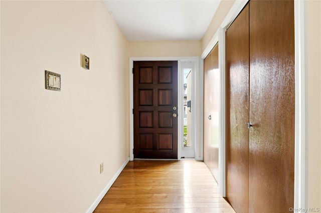 88 Central Avenue, Amityville, NY 11701