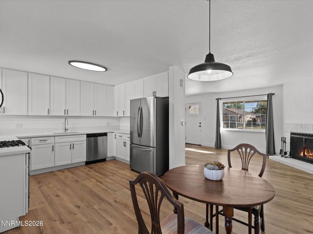 22 E H Street, Sparks, NV 89431