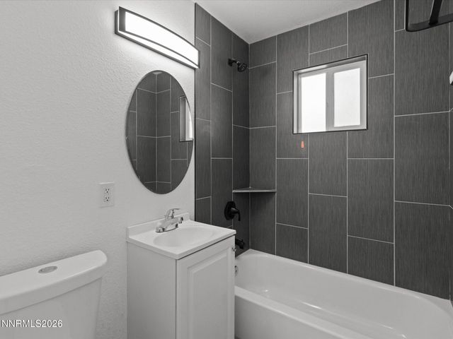 22 E H Street, Sparks, NV 89431