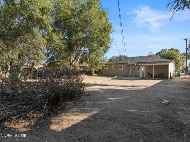 22 E H Street, Sparks, NV 89431