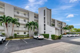 6850 10th Avenue N 408, Lake Worth, FL 33467