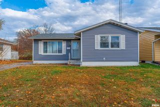 1804 FAIRFIELD Drive, Springfield, IL 62702