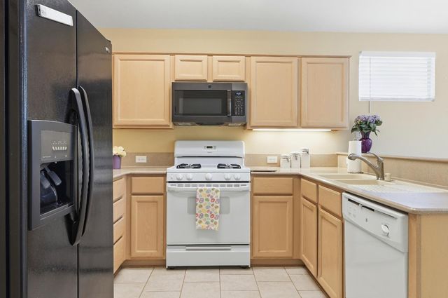 5617 Red Willow Ln, Roseville, CA 95747