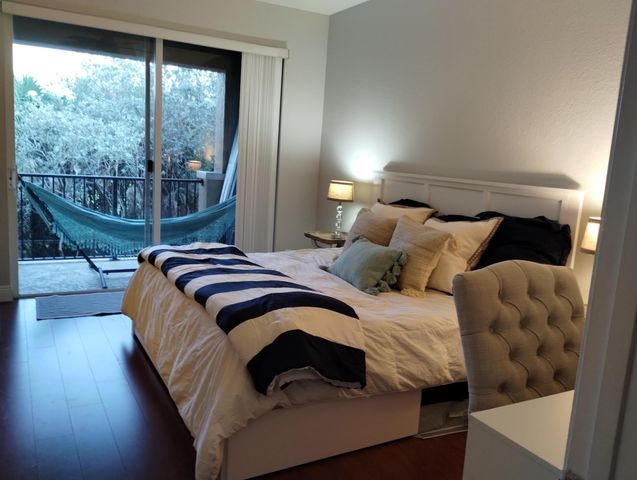 2888 Hidden Hills Road 901, West Palm Beach, FL 33411