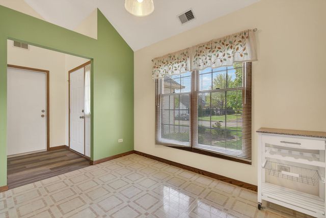 3431 Lake Side Circle, Joliet, IL 60431