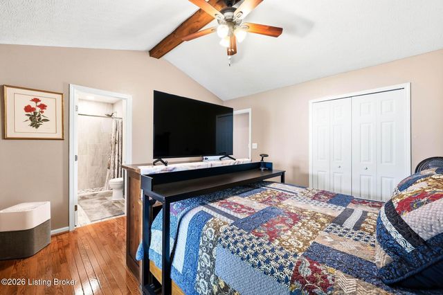 10201 Bayport Rd, Jeffersontown, KY 40299