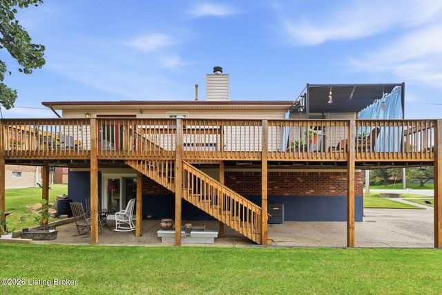 10201 Bayport Rd, Jeffersontown, KY 40299