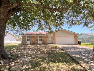 8801 S 35Th Terrace, Fort Smith, AR 72908