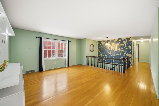 2869 Ark Royal Way, Lexington, KY 40503