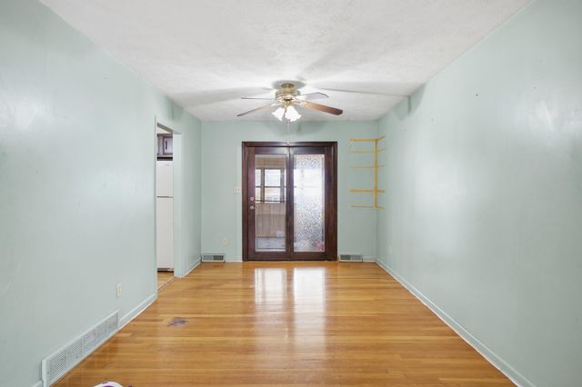 2869 Ark Royal Way, Lexington, KY 40503