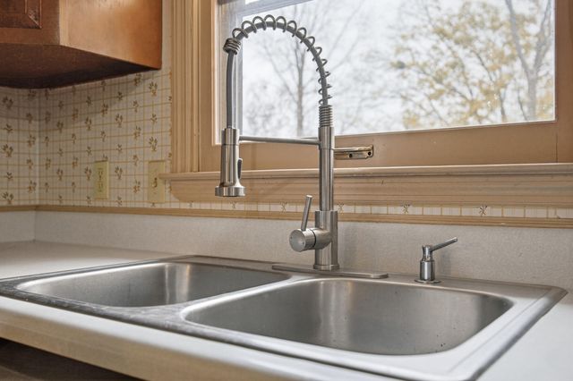 2869 Ark Royal Way, Lexington, KY 40503