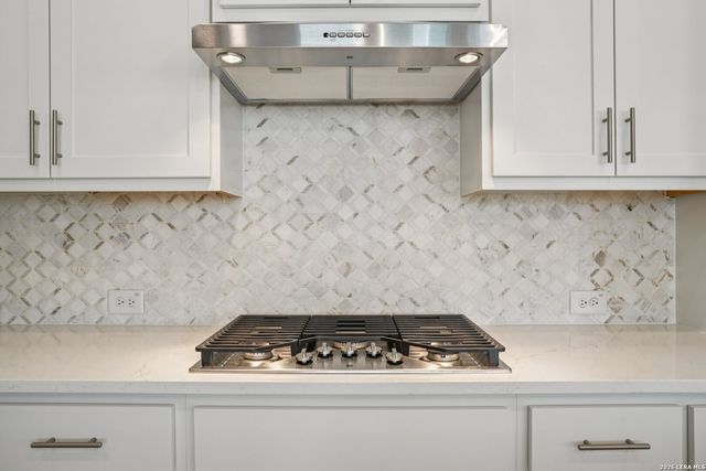 1937 PINING ST, New Braunfels, TX 78132