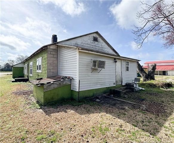 5866 Us Highway 301 S, Rowland, NC 28383