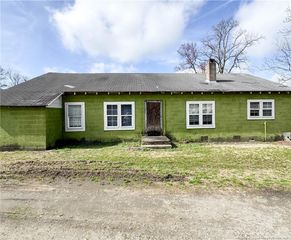 5866 Us Highway 301 S, Rowland, NC 28383