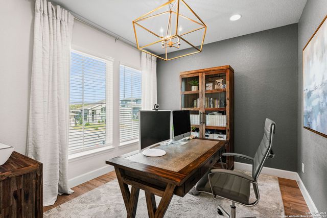 303 Navarro, Boerne, TX 78006