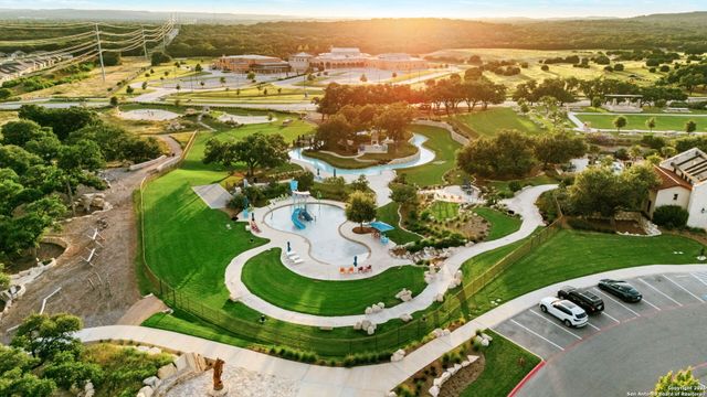 303 Navarro, Boerne, TX 78006