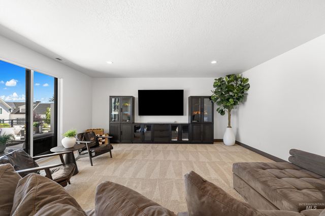 5043 W Oakford Dr., Meridian, ID 83646