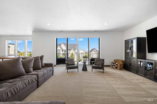 5043 W Oakford Dr., Meridian, ID 83646