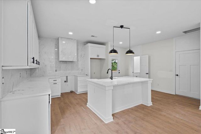 169 Goodwin Road, Fountain Inn, SC 29644