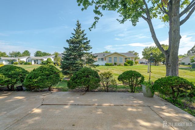 742-A Pompton Road, Monroe, NJ 08831