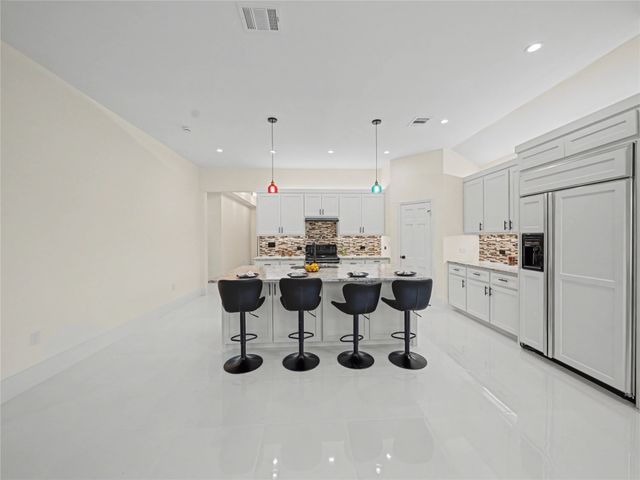 7712 Colton Drive, White Settlement, TX 76108