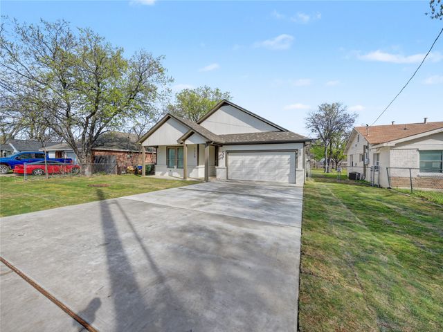 7712 Colton Drive, White Settlement, TX 76108