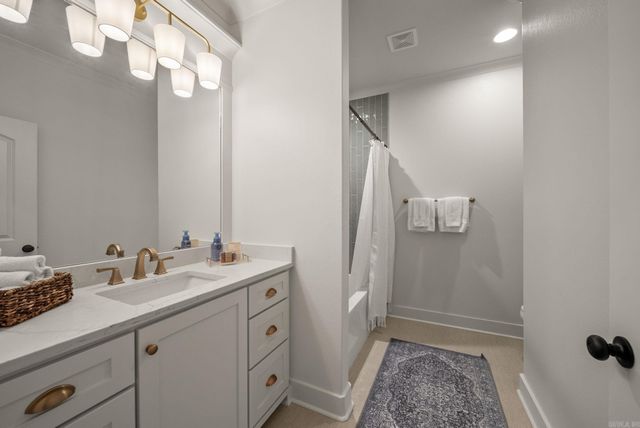 8 Cobalt Cove, Little Rock, AR 72223
