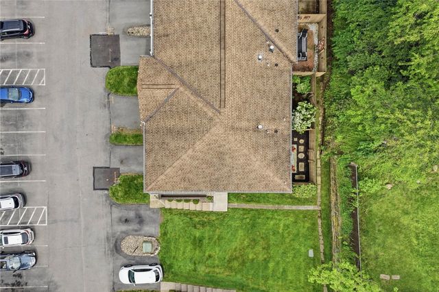 907 Camelot Drive, Mccandless, PA 15237