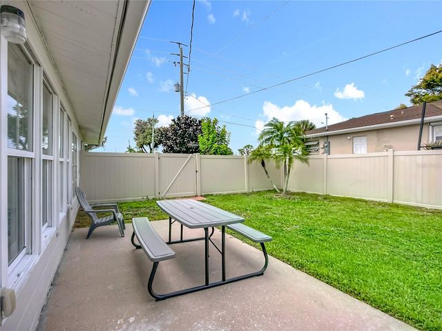1160 LINDEN ROAD, Venice, FL 34293